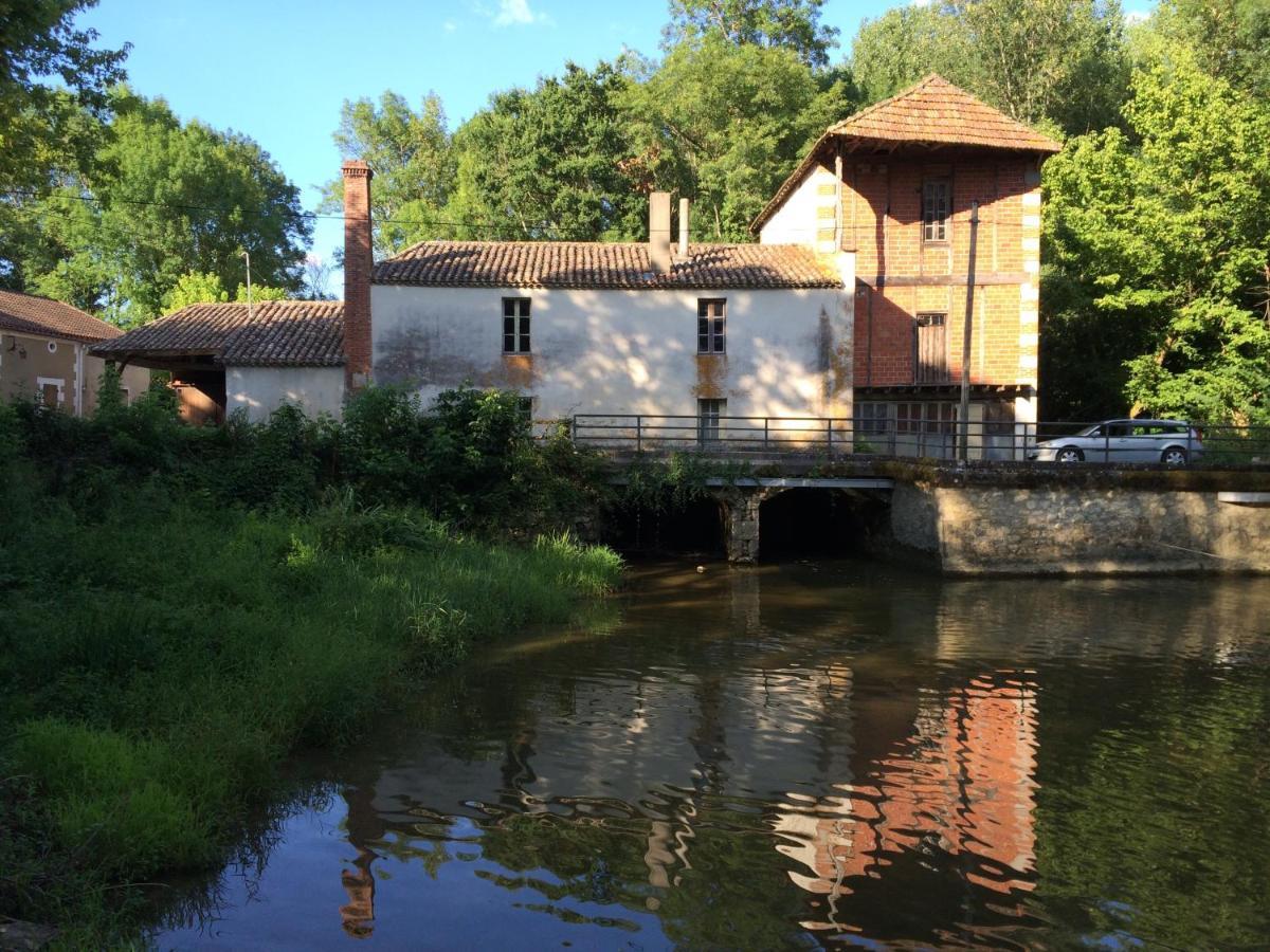 Le Moulin Scalagrand Bed & Breakfast Mazieres  Exterior photo